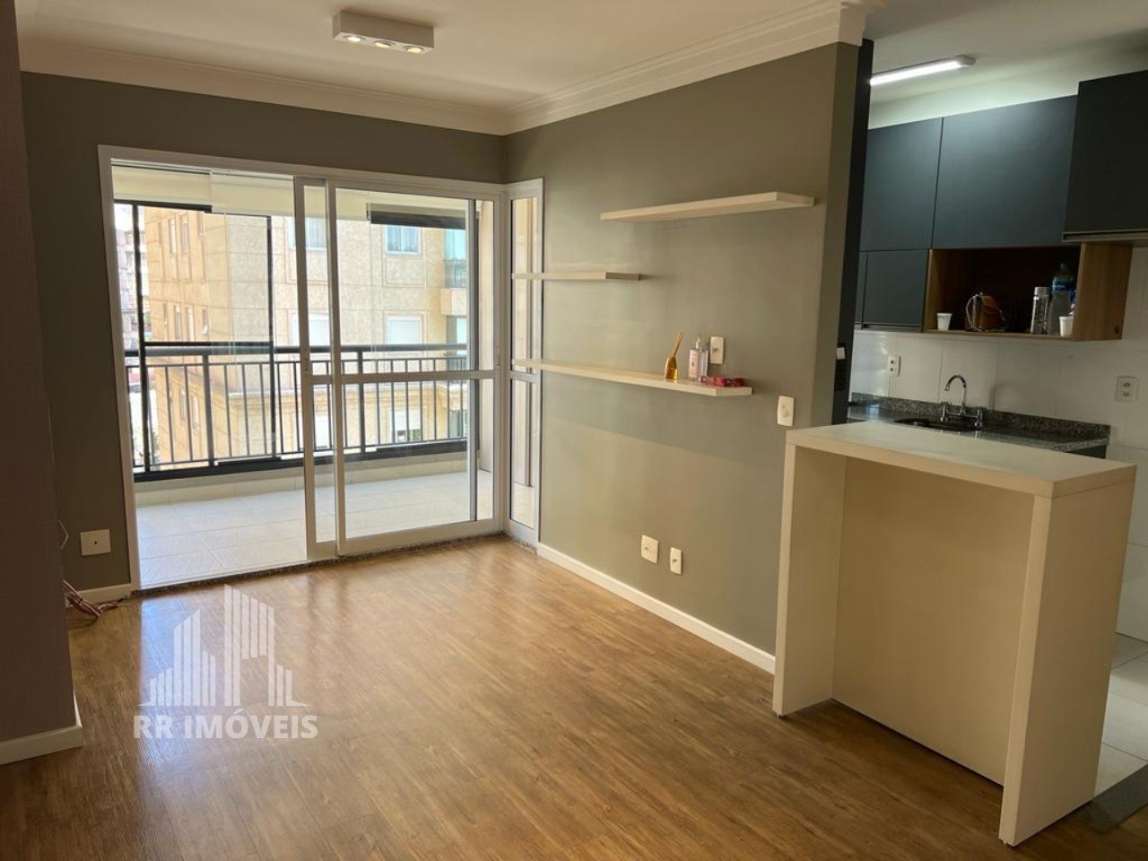 Apartamento à venda com 3 quartos, 73m² - Foto 3