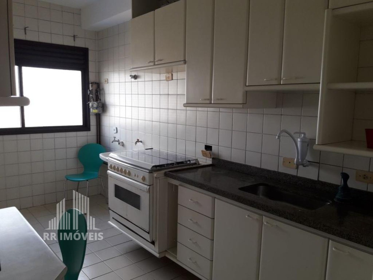 Apartamento para alugar com 3 quartos, 75m² - Foto 1