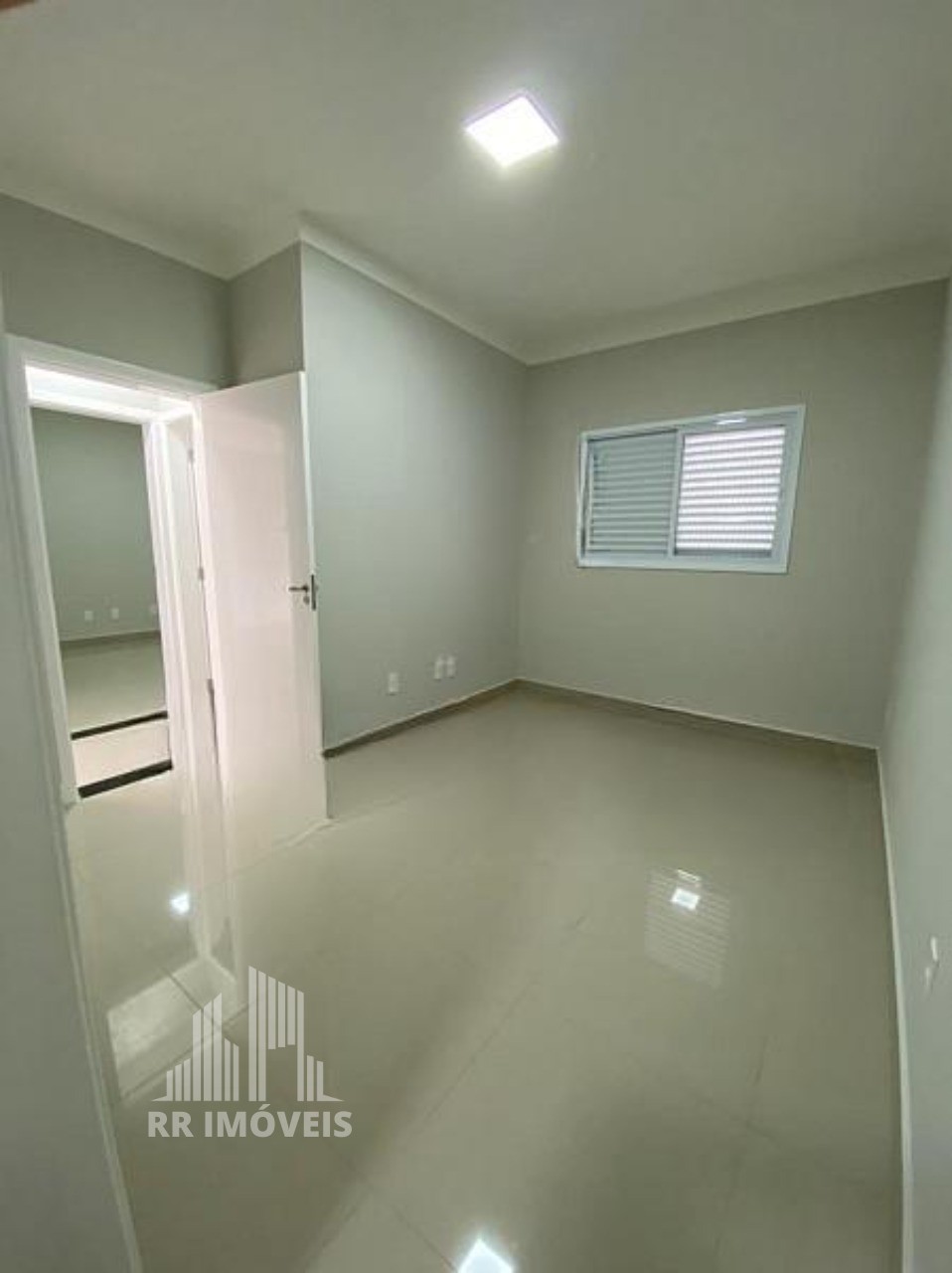 Apartamento à venda com 2 quartos, 80m² - Foto 9