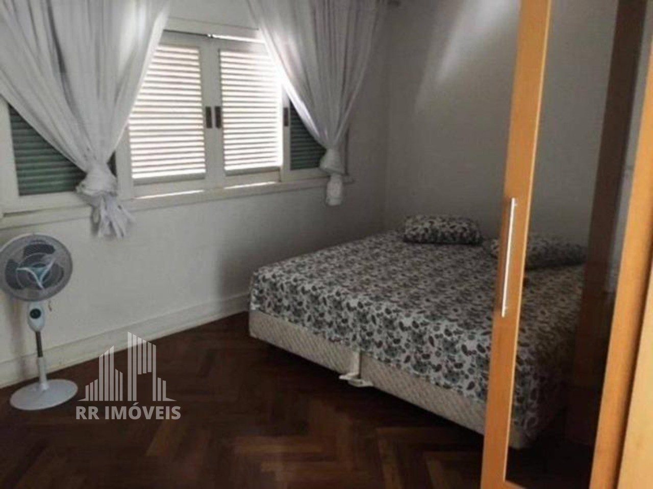 Casa à venda com 4 quartos, 430m² - Foto 16