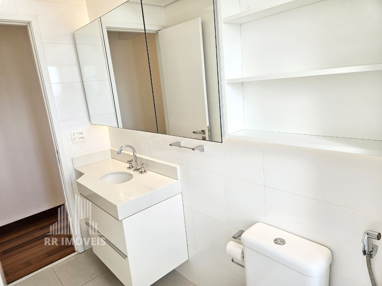 Apartamento à venda com 2 quartos, 75m² - Foto 25