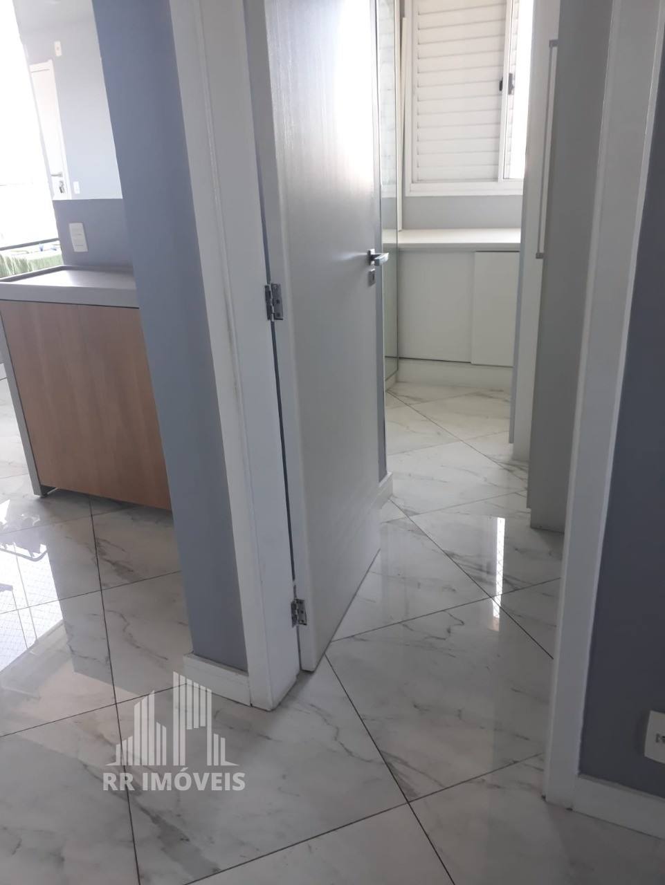 Apartamento à venda com 2 quartos, 72m² - Foto 5