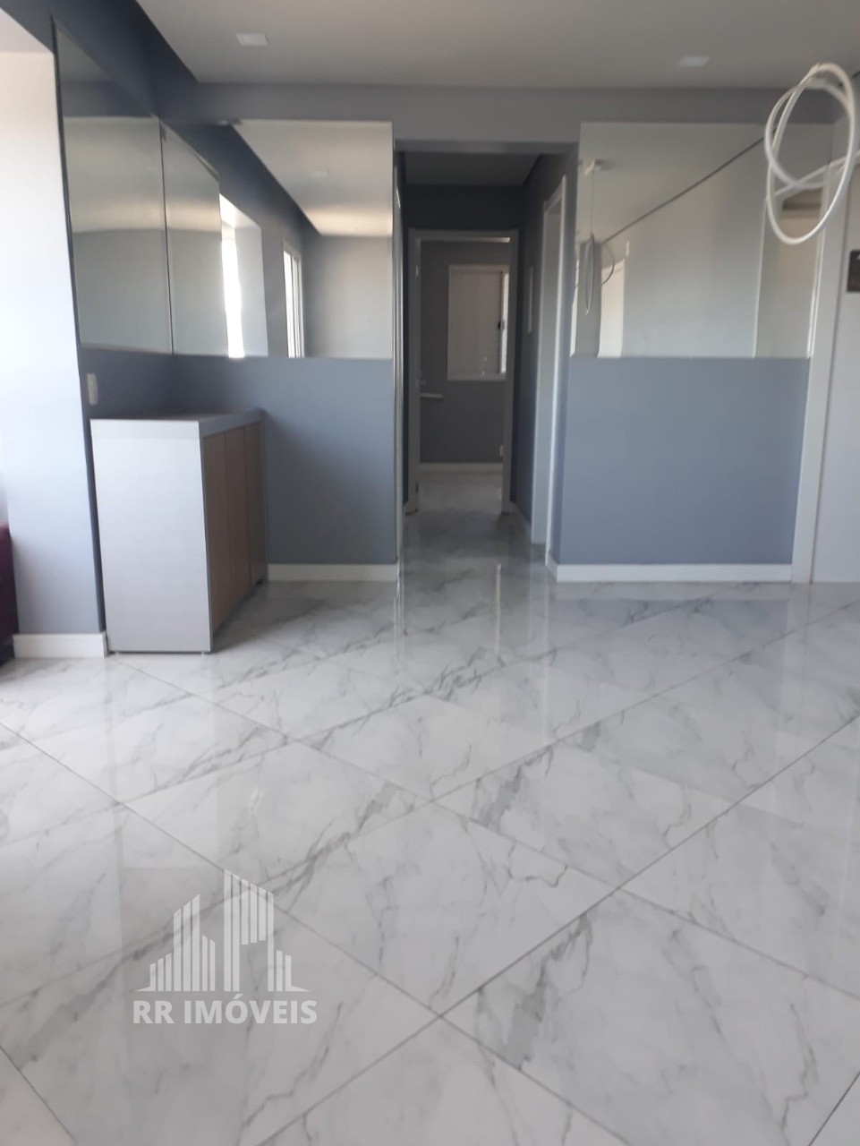 Apartamento à venda com 2 quartos, 72m² - Foto 1