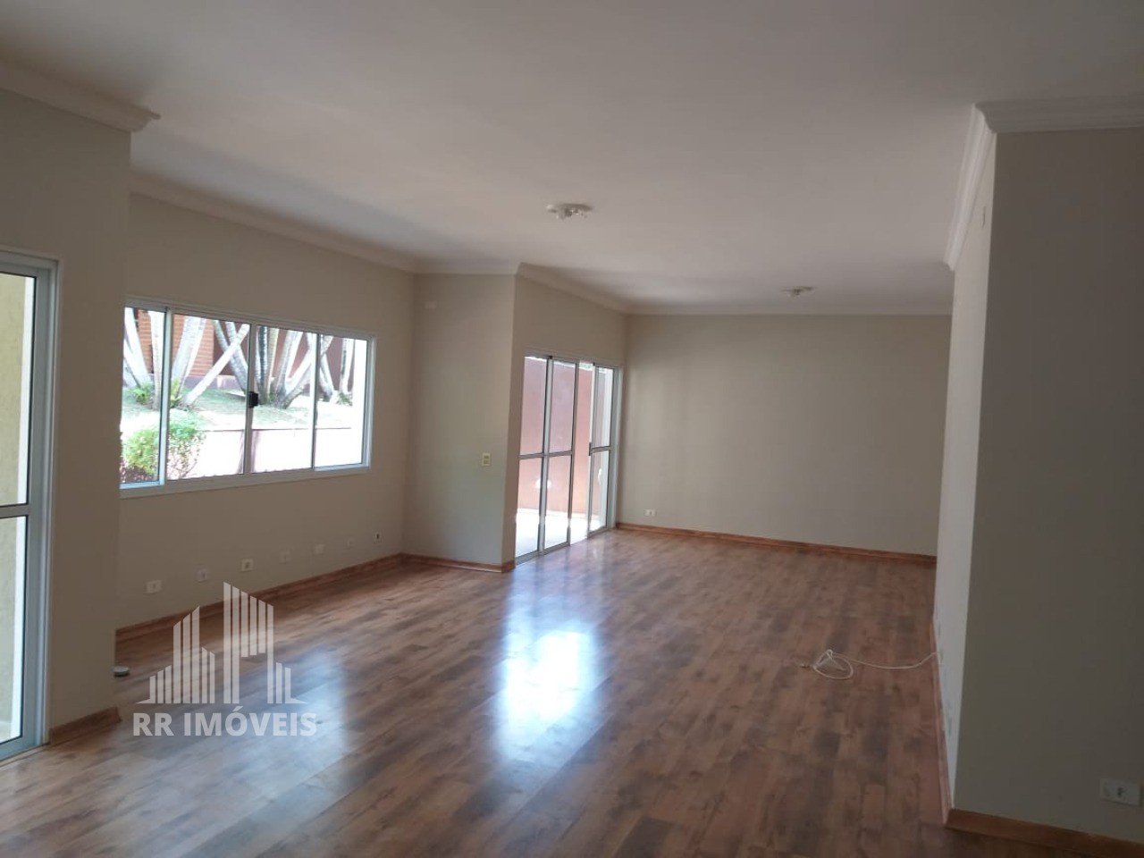 Casa à venda com 4 quartos, 385m² - Foto 5