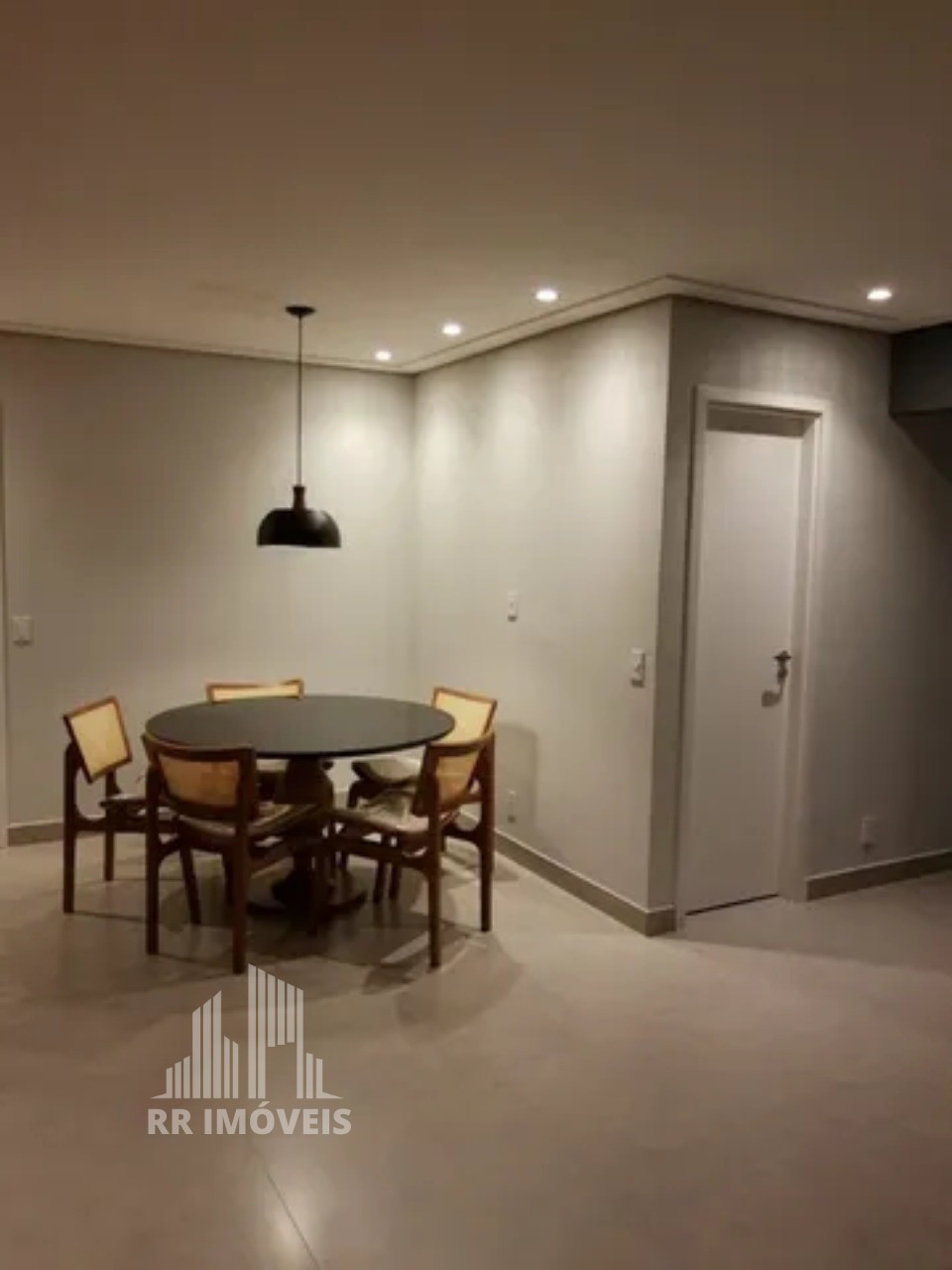 Apartamento à venda com 2 quartos, 82m² - Foto 8