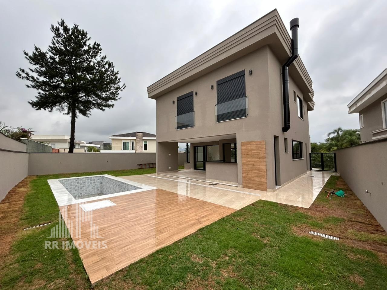 Casa à venda com 4 quartos, 365m² - Foto 31