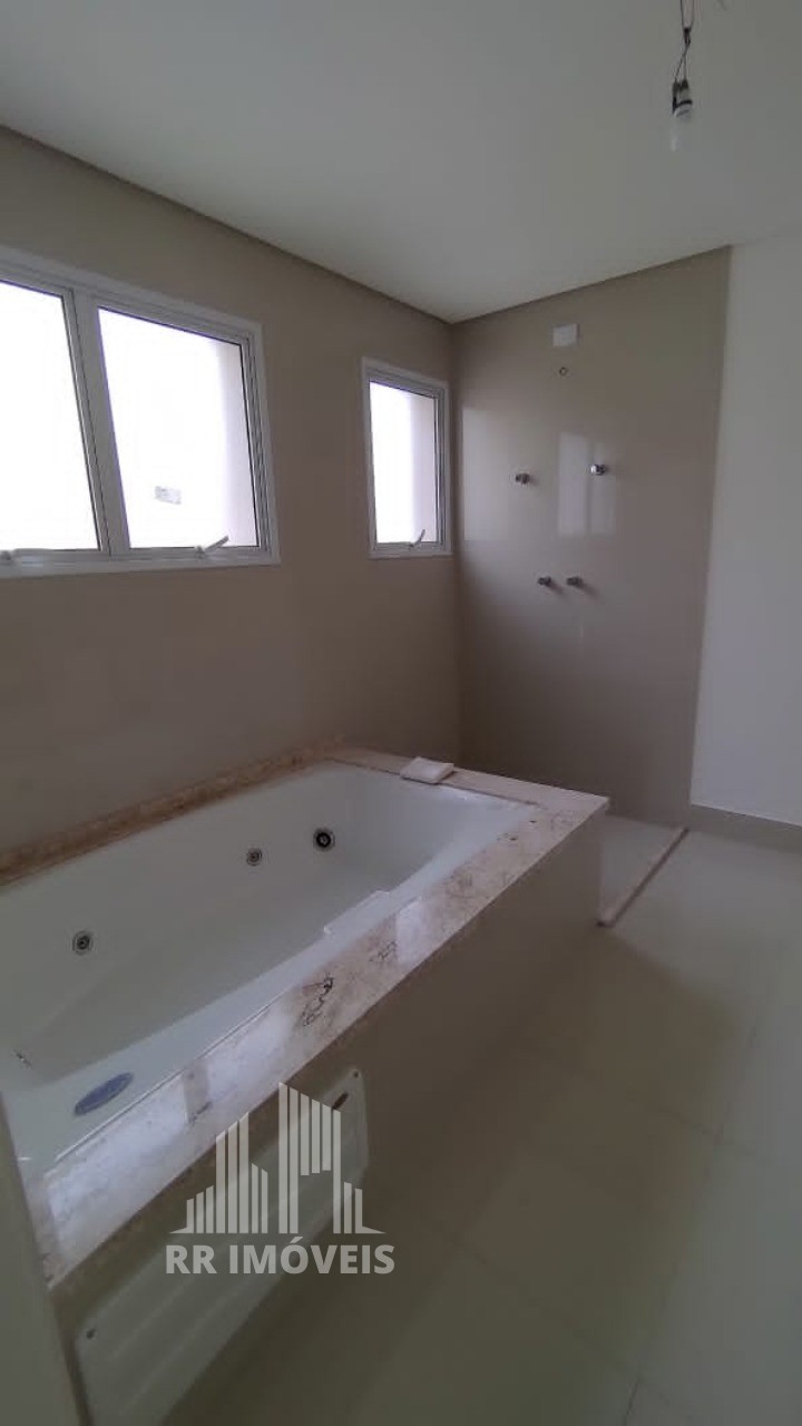 Casa à venda com 4 quartos, 430m² - Foto 15