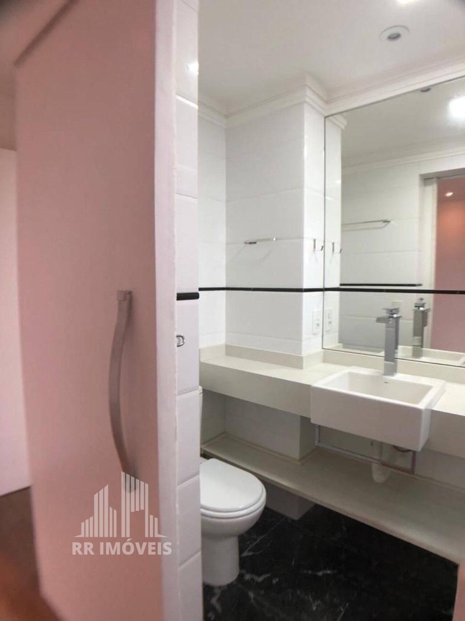 Apartamento à venda com 3 quartos, 165m² - Foto 8