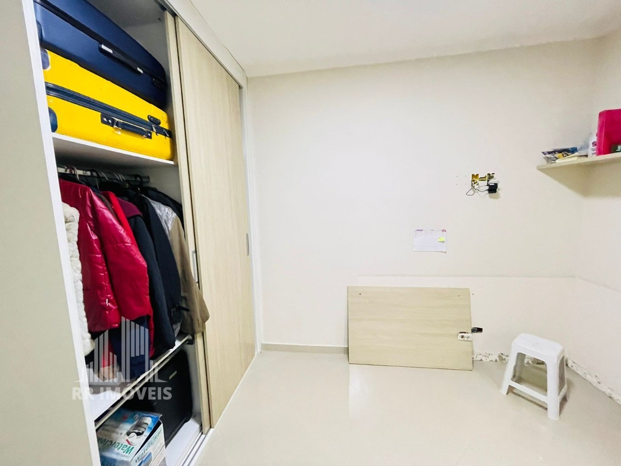 Casa à venda com 3 quartos, 200m² - Foto 12