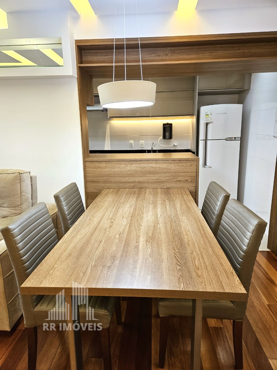 Apartamento à venda com 2 quartos, 75m² - Foto 5