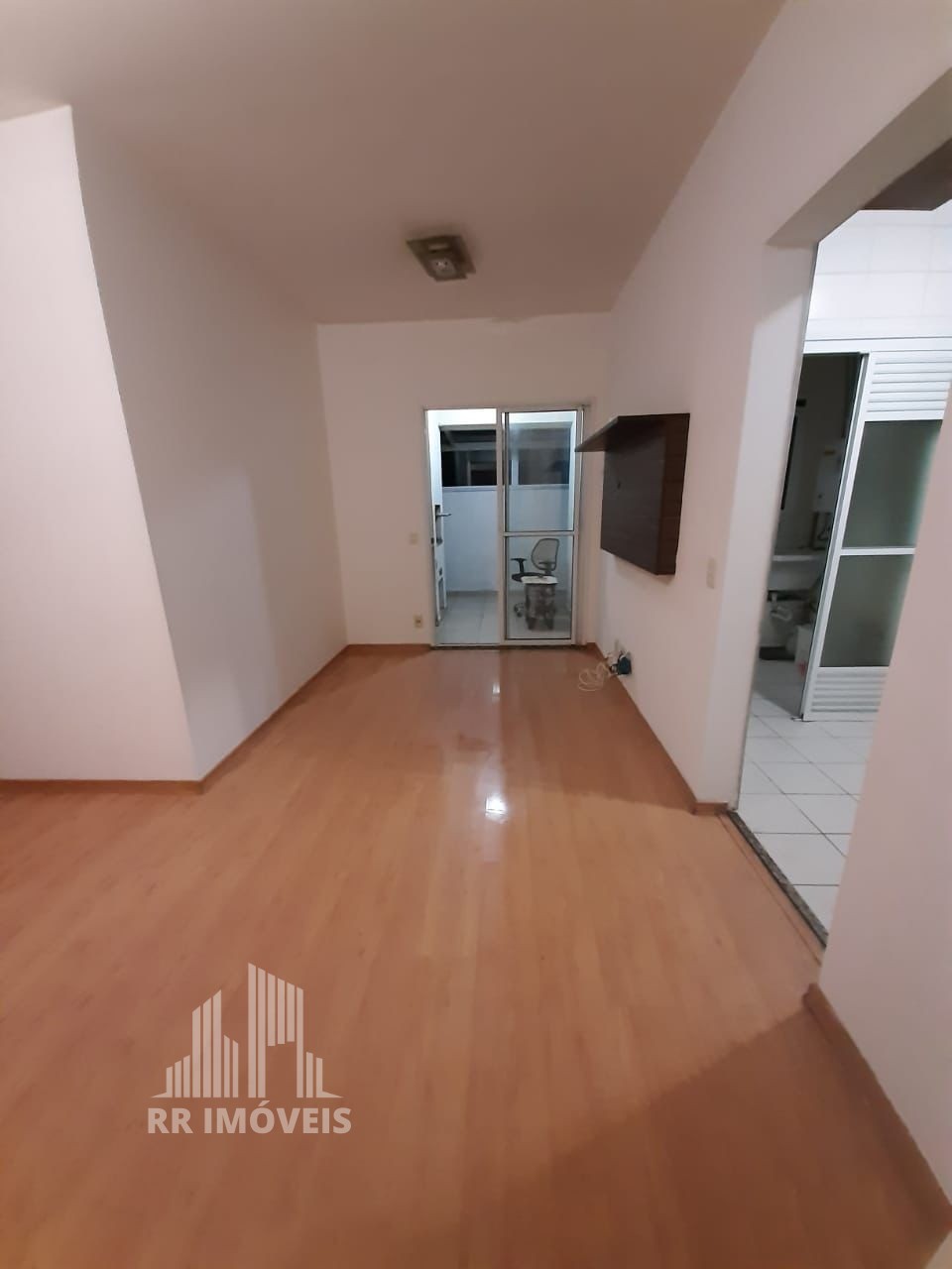 Apartamento à venda com 3 quartos, 103m² - Foto 1