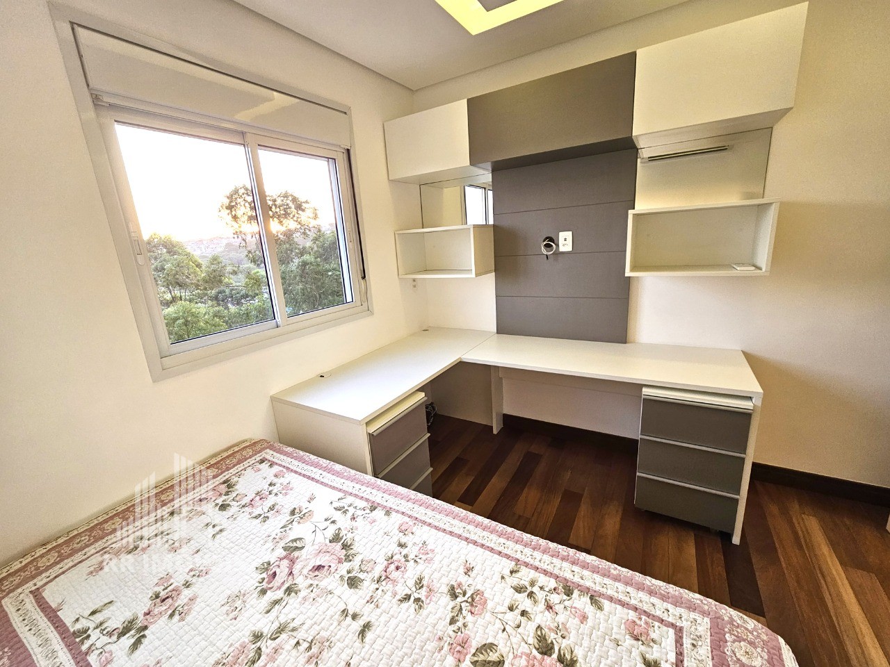 Apartamento à venda com 2 quartos, 75m² - Foto 20