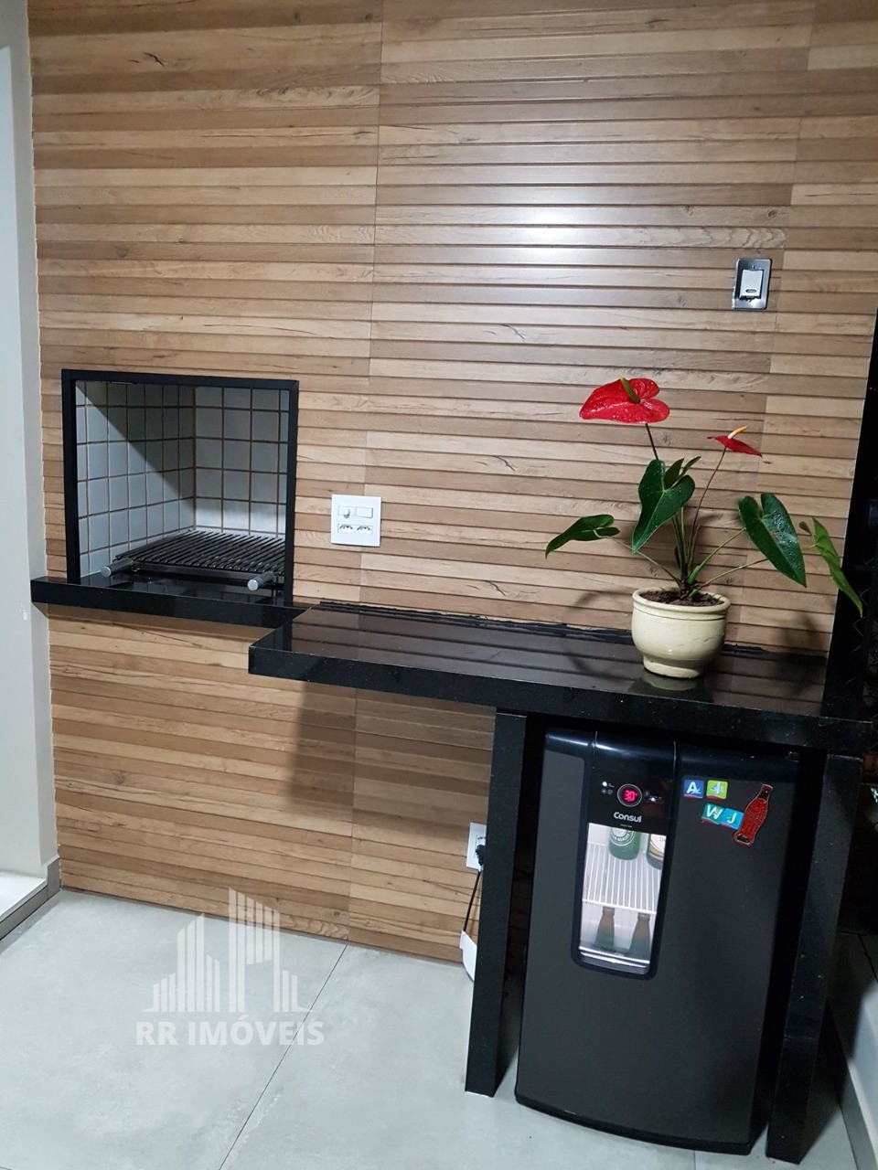 Apartamento à venda com 3 quartos, 94m² - Foto 3