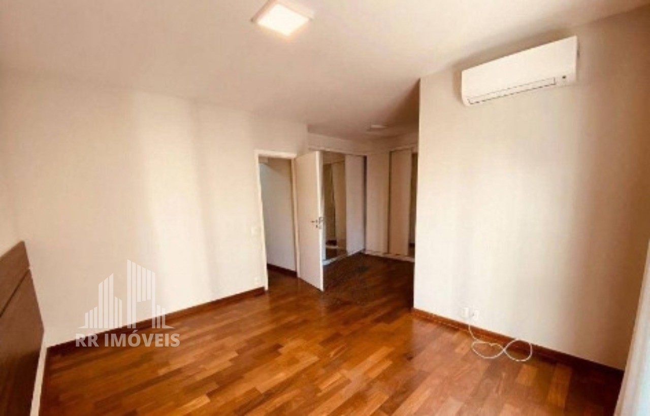 Apartamento à venda com 4 quartos, 212m² - Foto 18