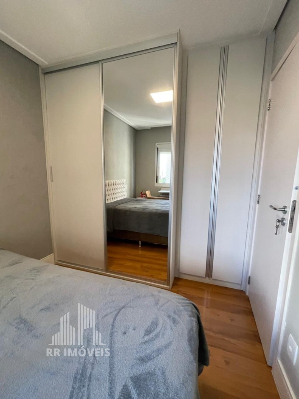 Apartamento à venda com 3 quartos, 87m² - Foto 17