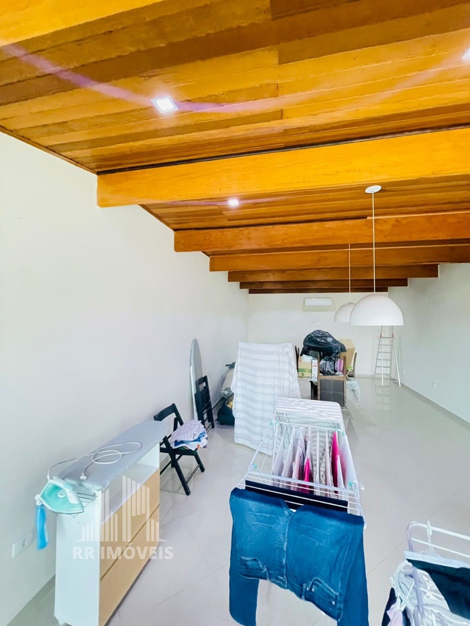 Casa à venda com 3 quartos, 200m² - Foto 22