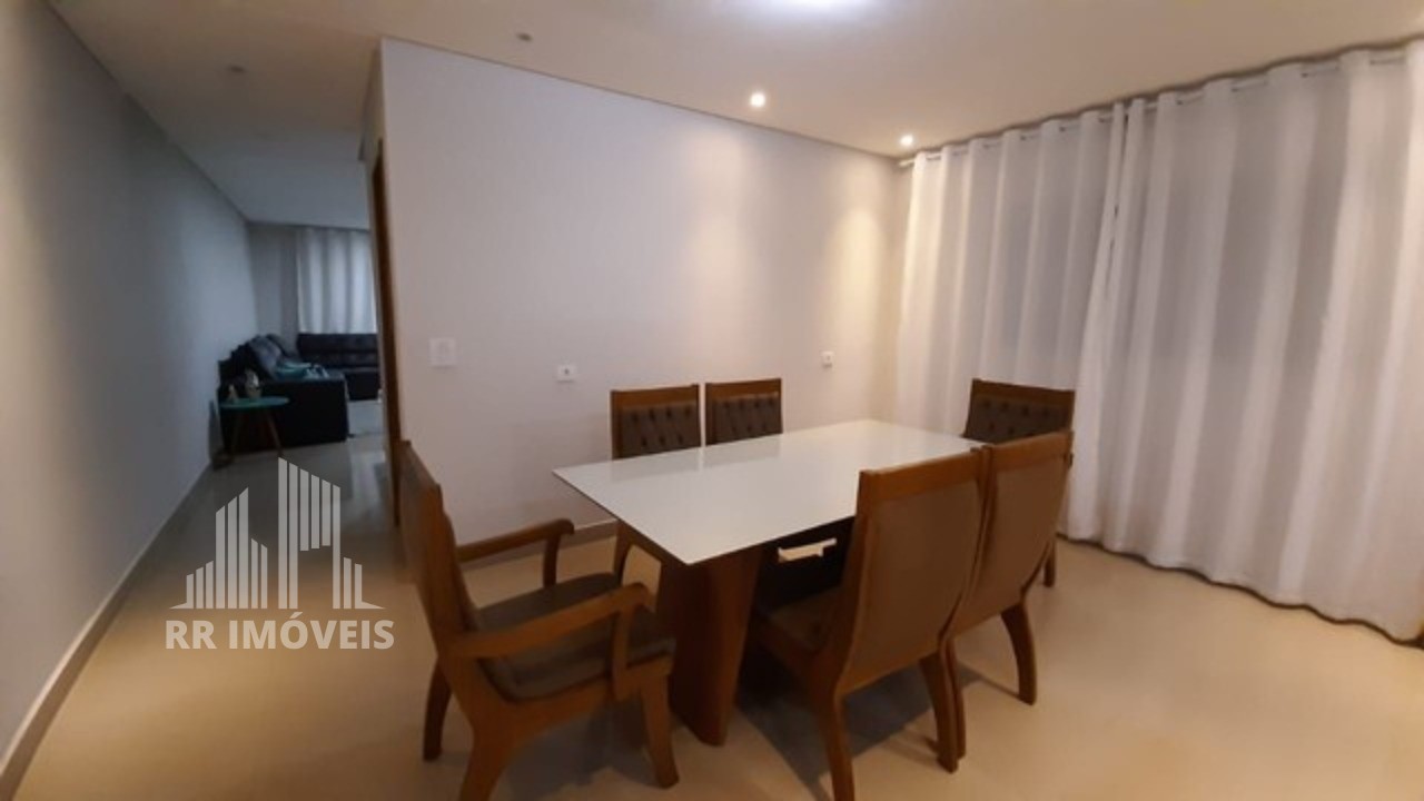 Casa à venda com 4 quartos, 342m² - Foto 4