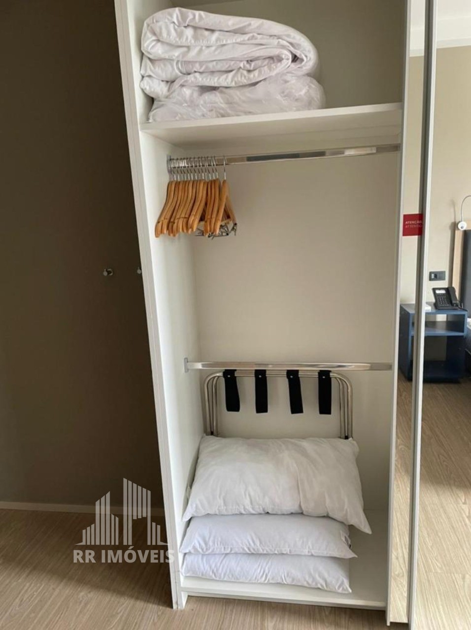 Apartamento à venda com 1 quarto, 30m² - Foto 9