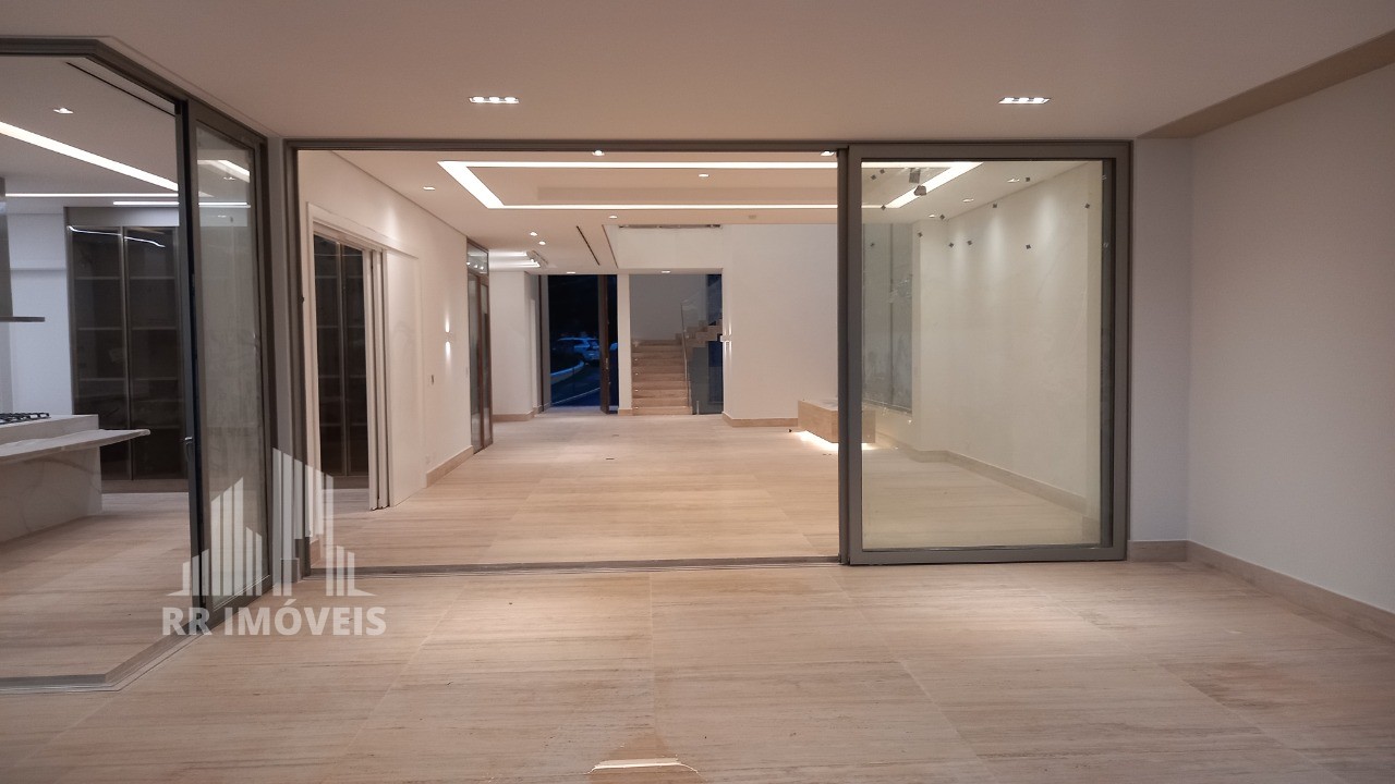 Casa à venda com 4 quartos, 744m² - Foto 16