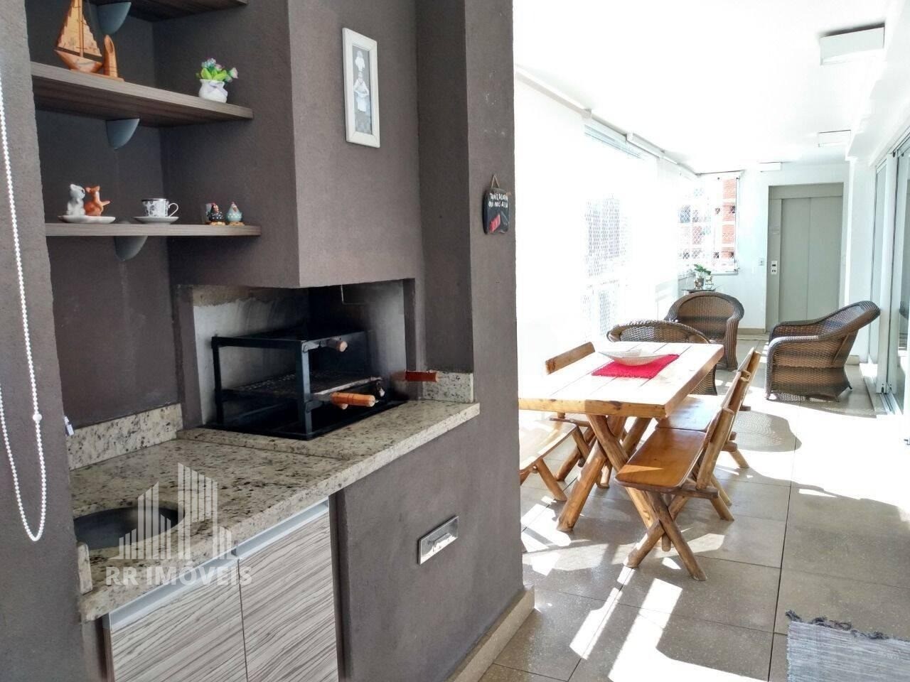 Apartamento à venda com 3 quartos, 196m² - Foto 9