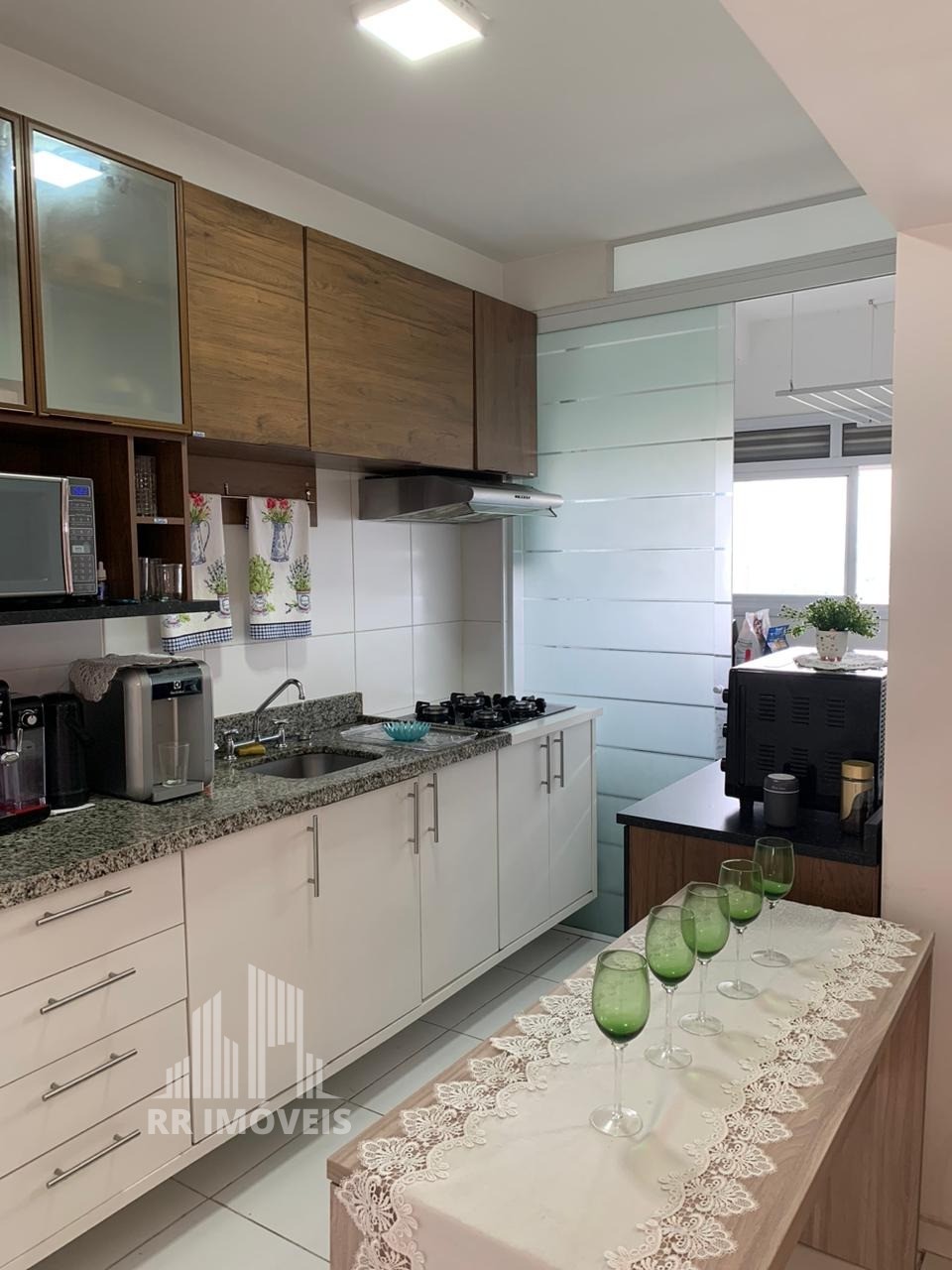 Apartamento à venda com 3 quartos, 76m² - Foto 10