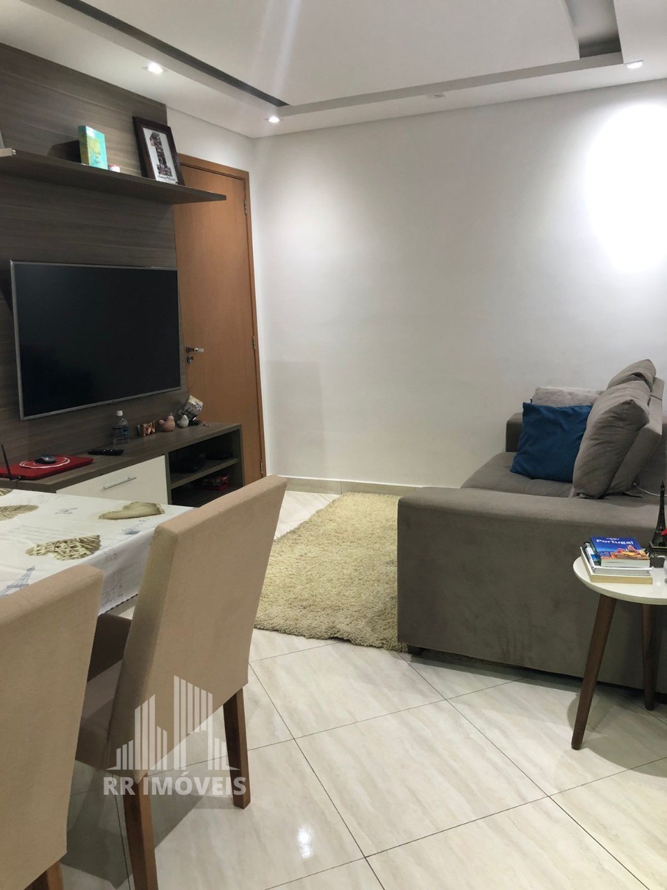 Apartamento à venda com 2 quartos, 42m² - Foto 1