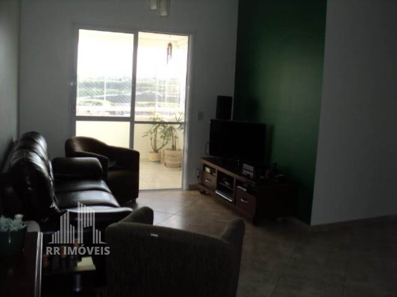 Apartamento à venda com 2 quartos, 79m² - Foto 1