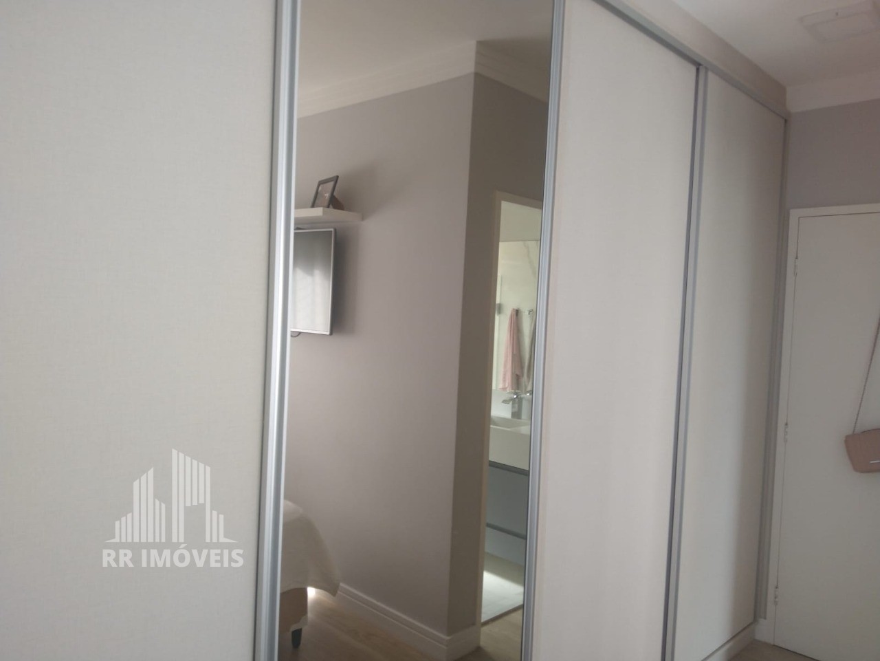 Apartamento à venda com 2 quartos, 76m² - Foto 20