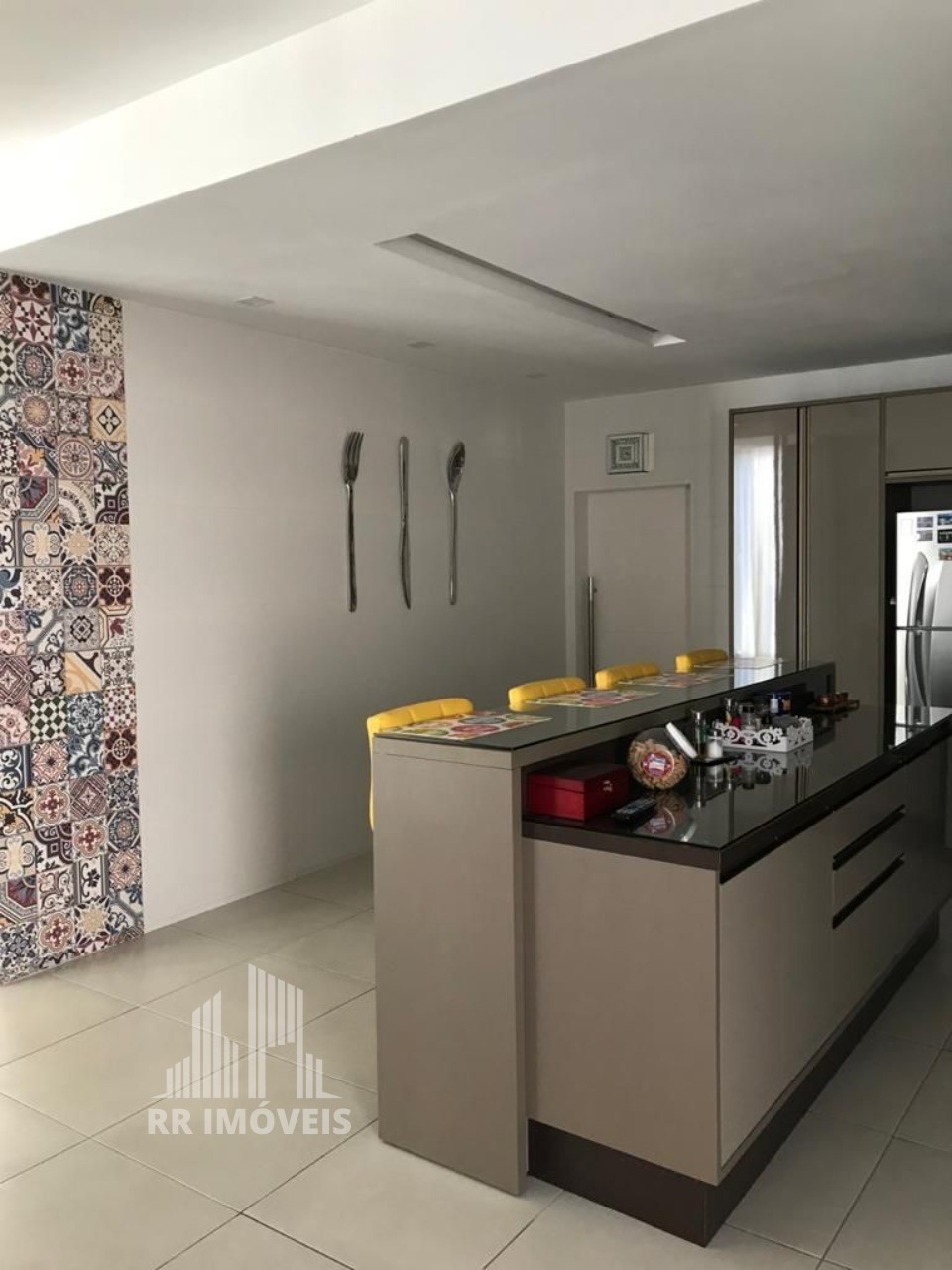 Casa à venda com 5 quartos, 650m² - Foto 5