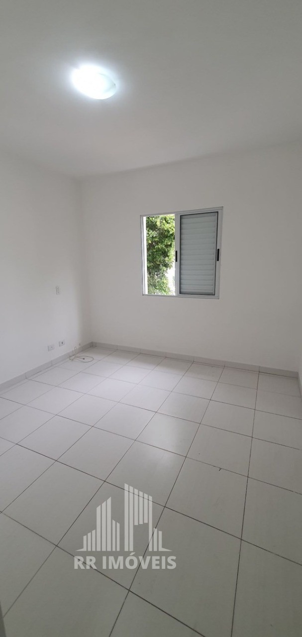 Casa à venda com 2 quartos, 80m² - Foto 9