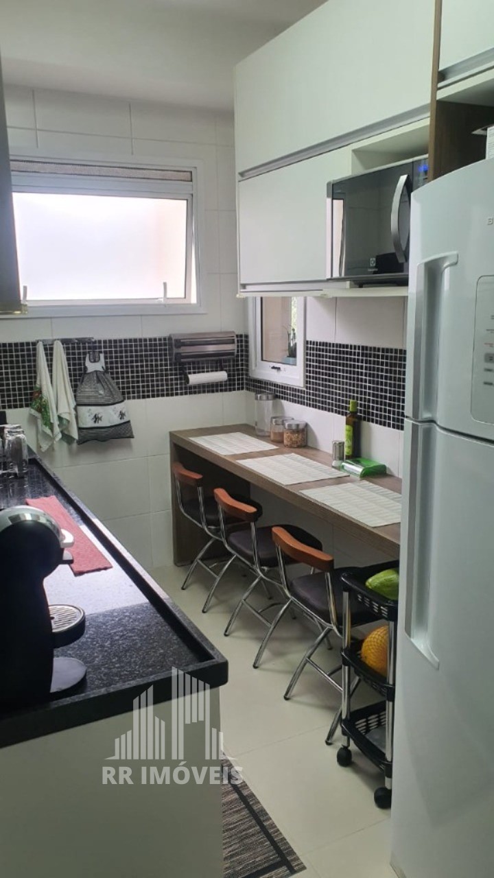 Apartamento à venda com 3 quartos, 107m² - Foto 4