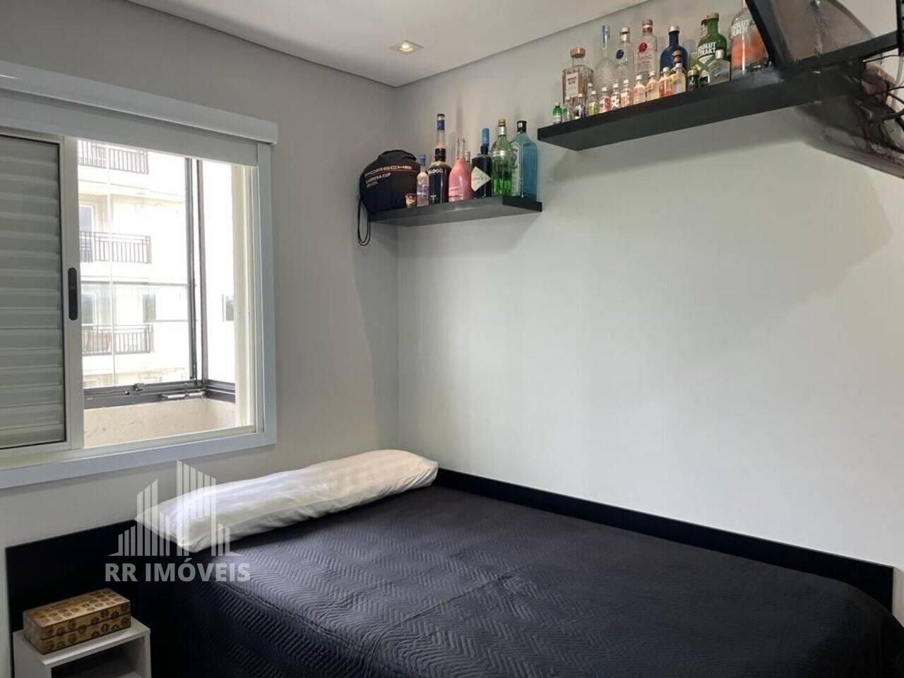 Apartamento à venda com 3 quartos, 101m² - Foto 19