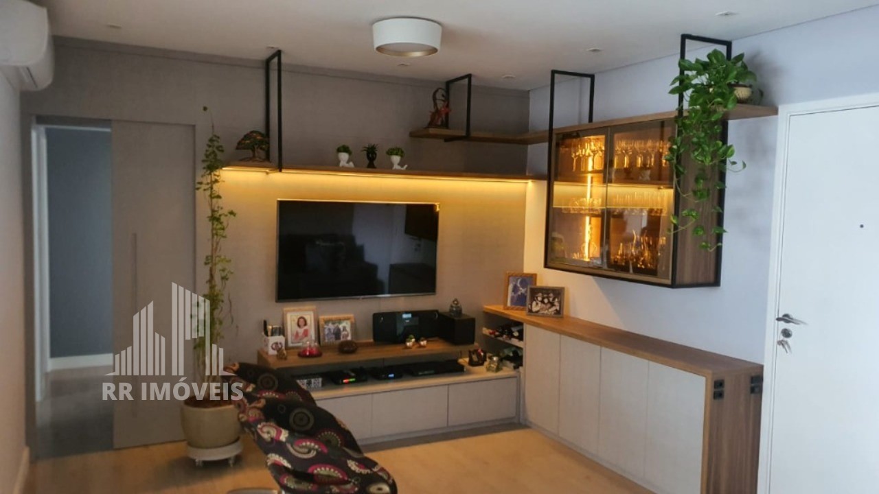 Apartamento à venda com 3 quartos, 107m² - Foto 1