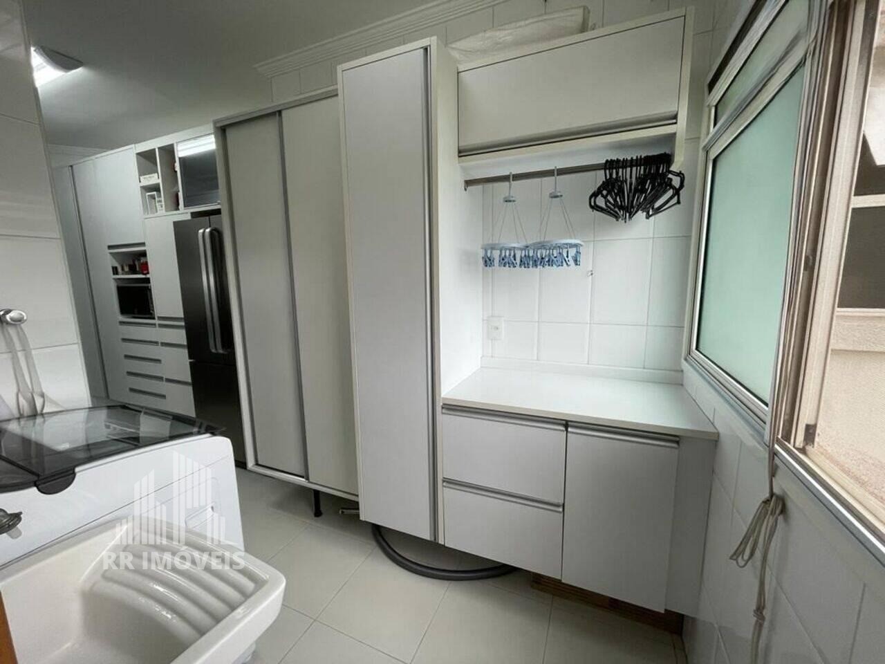 Apartamento à venda com 3 quartos, 101m² - Foto 8