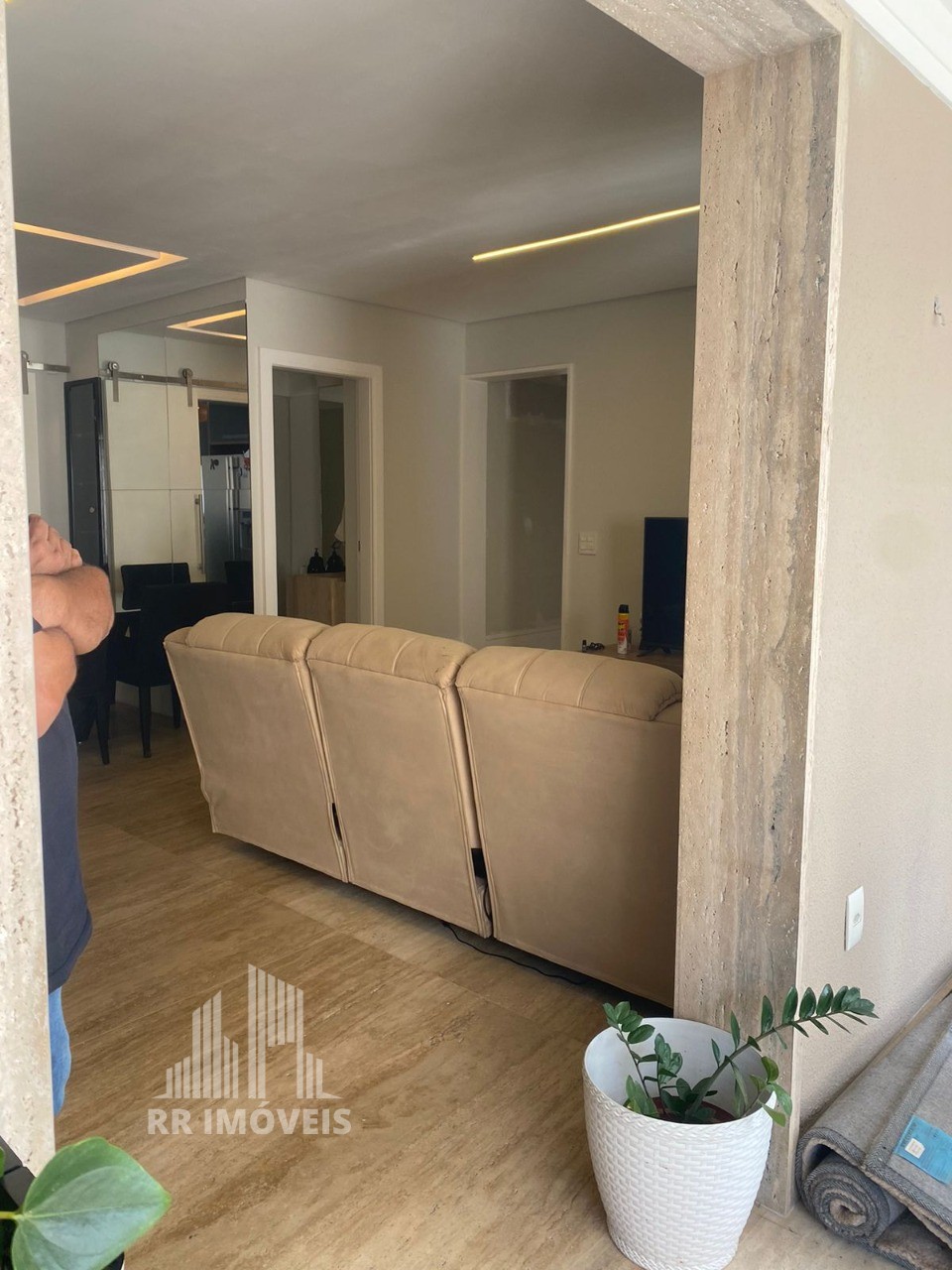 Apartamento à venda com 3 quartos, 105m² - Foto 8