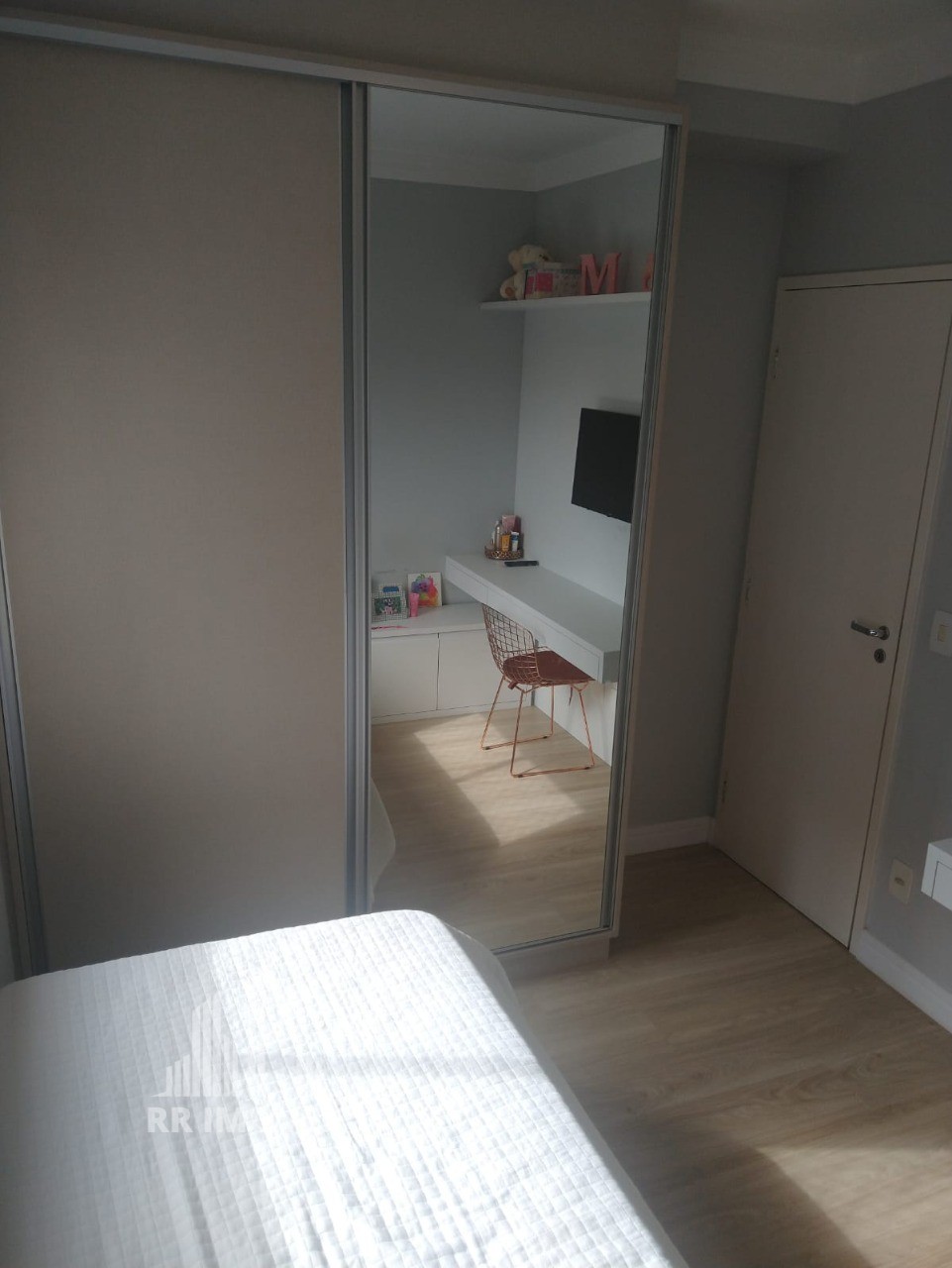 Apartamento à venda com 2 quartos, 76m² - Foto 13