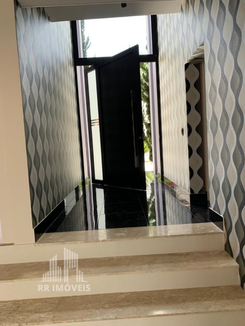 Casa à venda com 5 quartos, 650m² - Foto 3