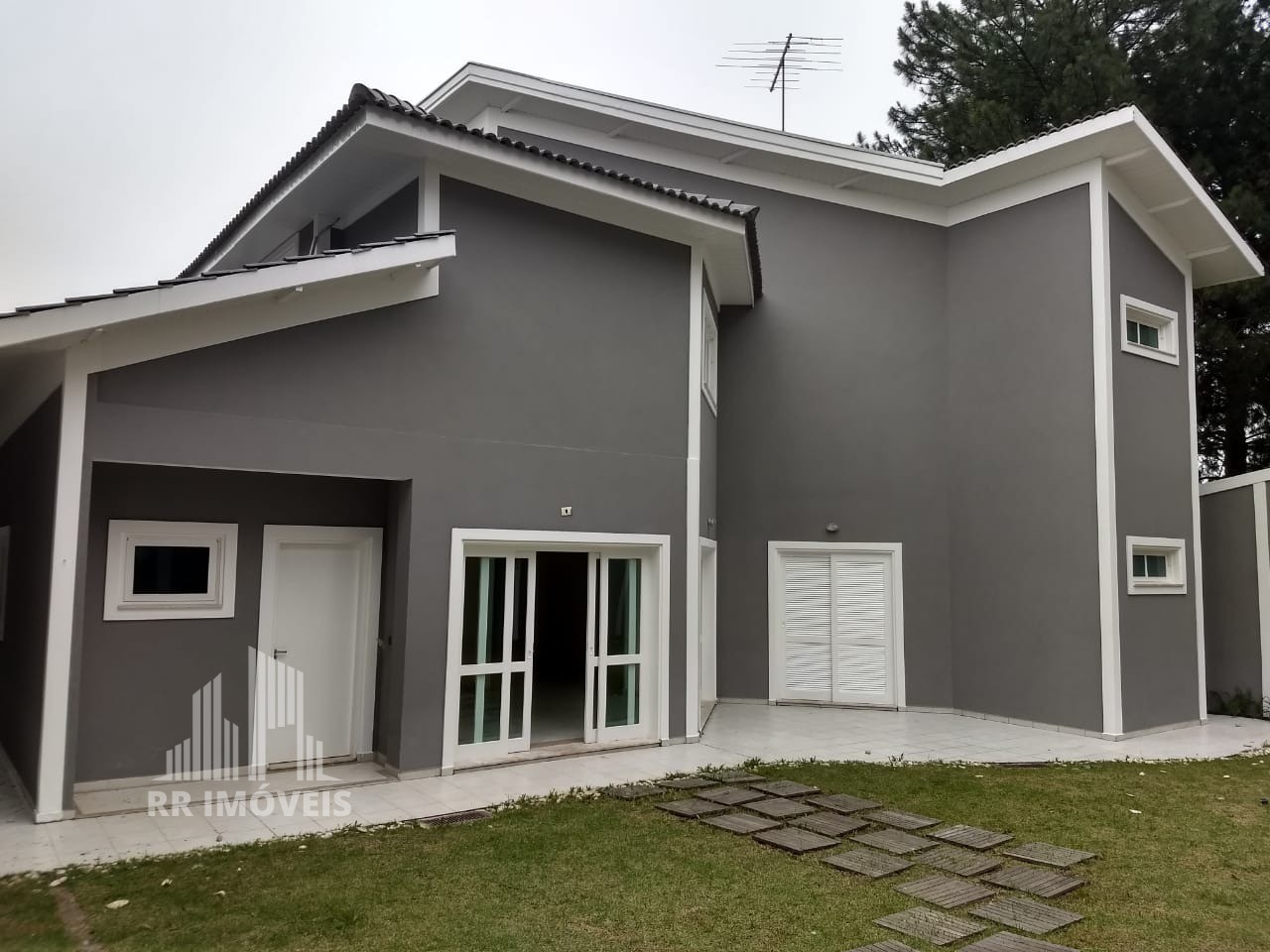 Casa à venda com 4 quartos, 350m² - Foto 25