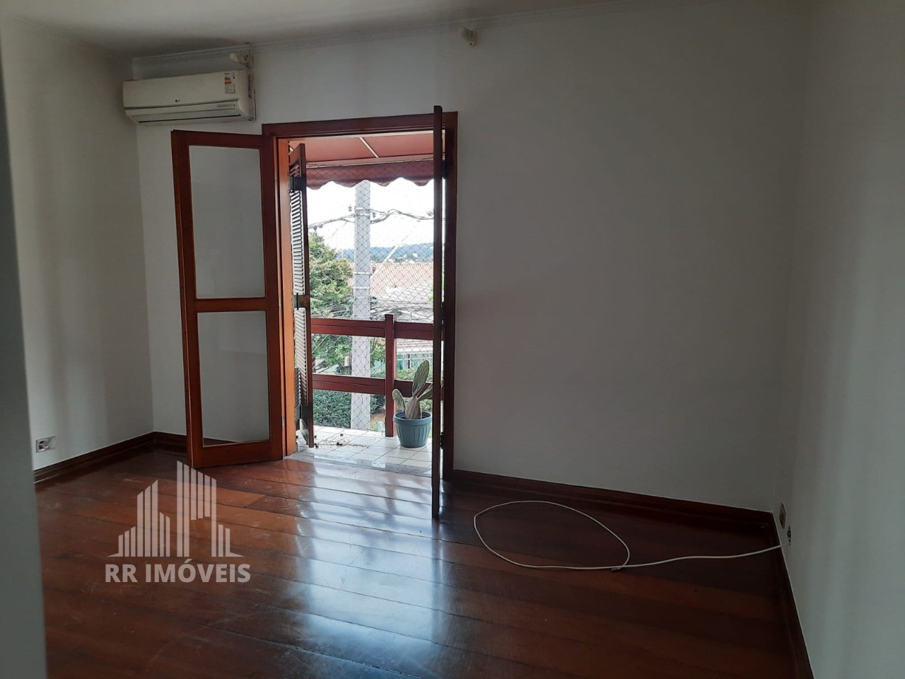 Casa à venda com 3 quartos, 300m² - Foto 15