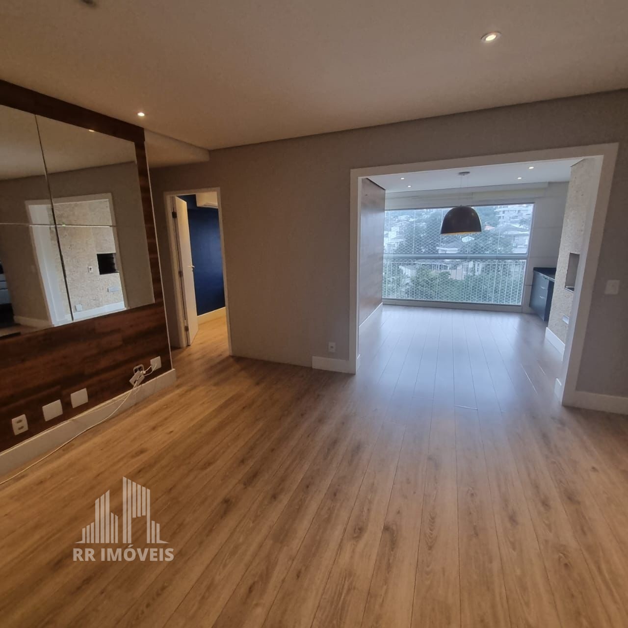 Apartamento à venda com 3 quartos, 107m² - Foto 4