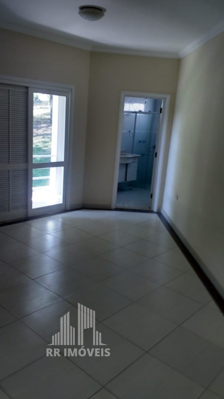 Casa à venda com 4 quartos, 350m² - Foto 12