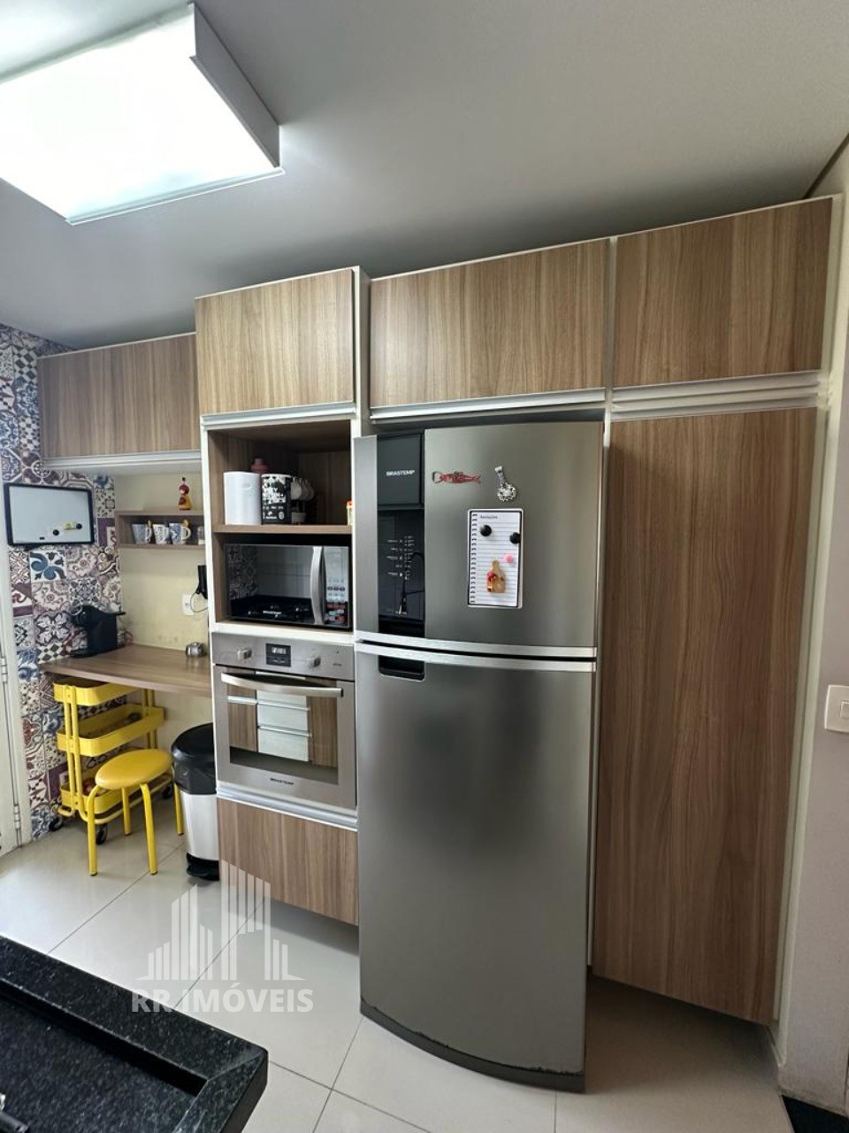 Apartamento à venda com 3 quartos, 115m² - Foto 2