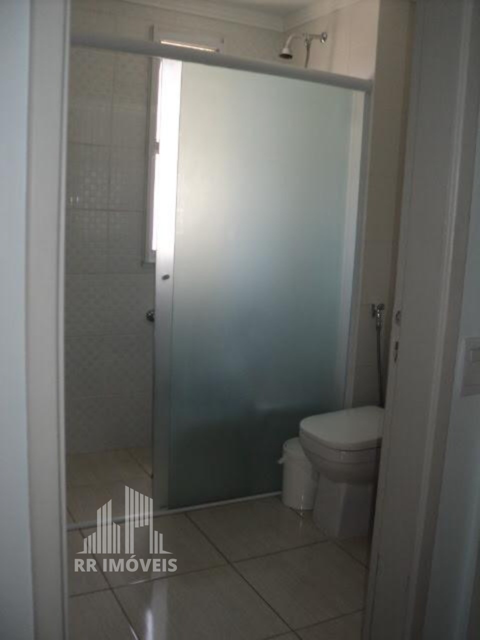 Apartamento à venda com 2 quartos, 79m² - Foto 12