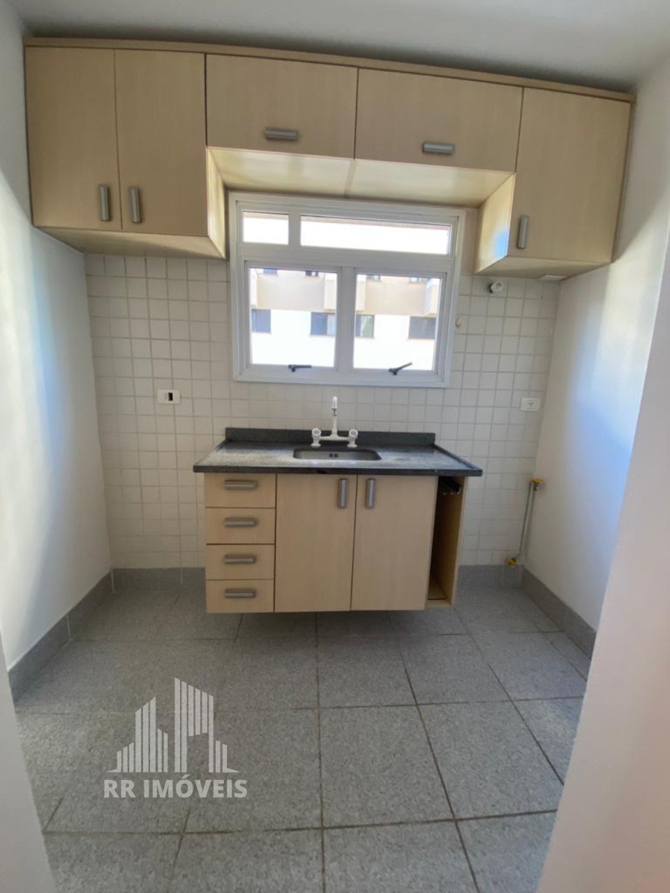 Apartamento à venda com 3 quartos, 89m² - Foto 4