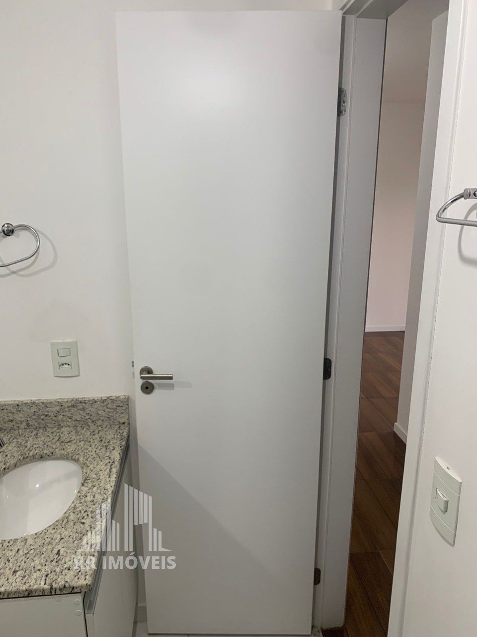 Apartamento à venda com 2 quartos, 60m² - Foto 22