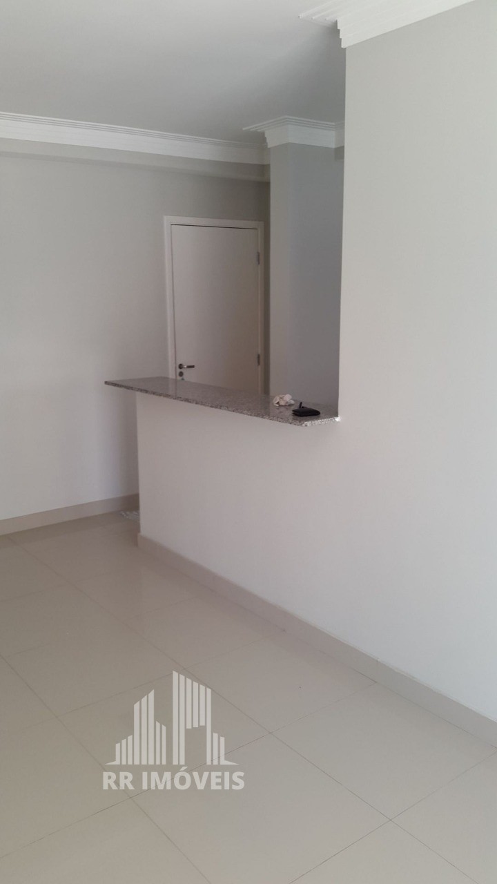 Apartamento à venda com 3 quartos, 68m² - Foto 1