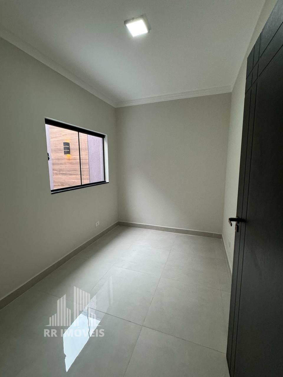 Casa à venda com 3 quartos, 100m² - Foto 11