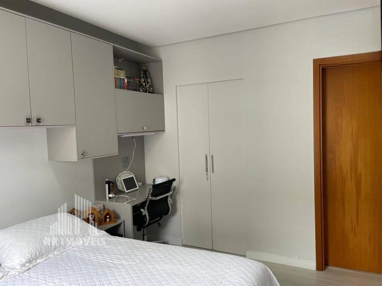 Apartamento à venda com 3 quartos, 101m² - Foto 15