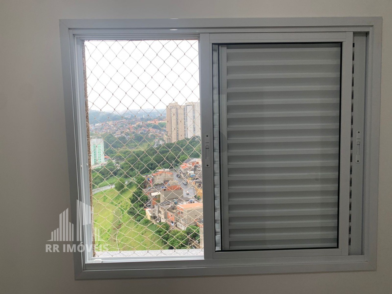 Apartamento à venda com 2 quartos, 60m² - Foto 21