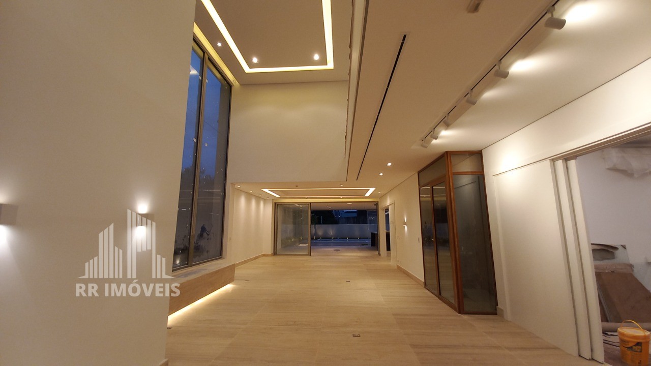 Casa à venda com 4 quartos, 744m² - Foto 18